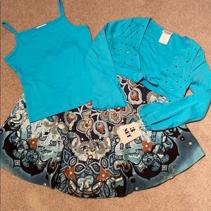 Tank, Skirt, and Shaw set